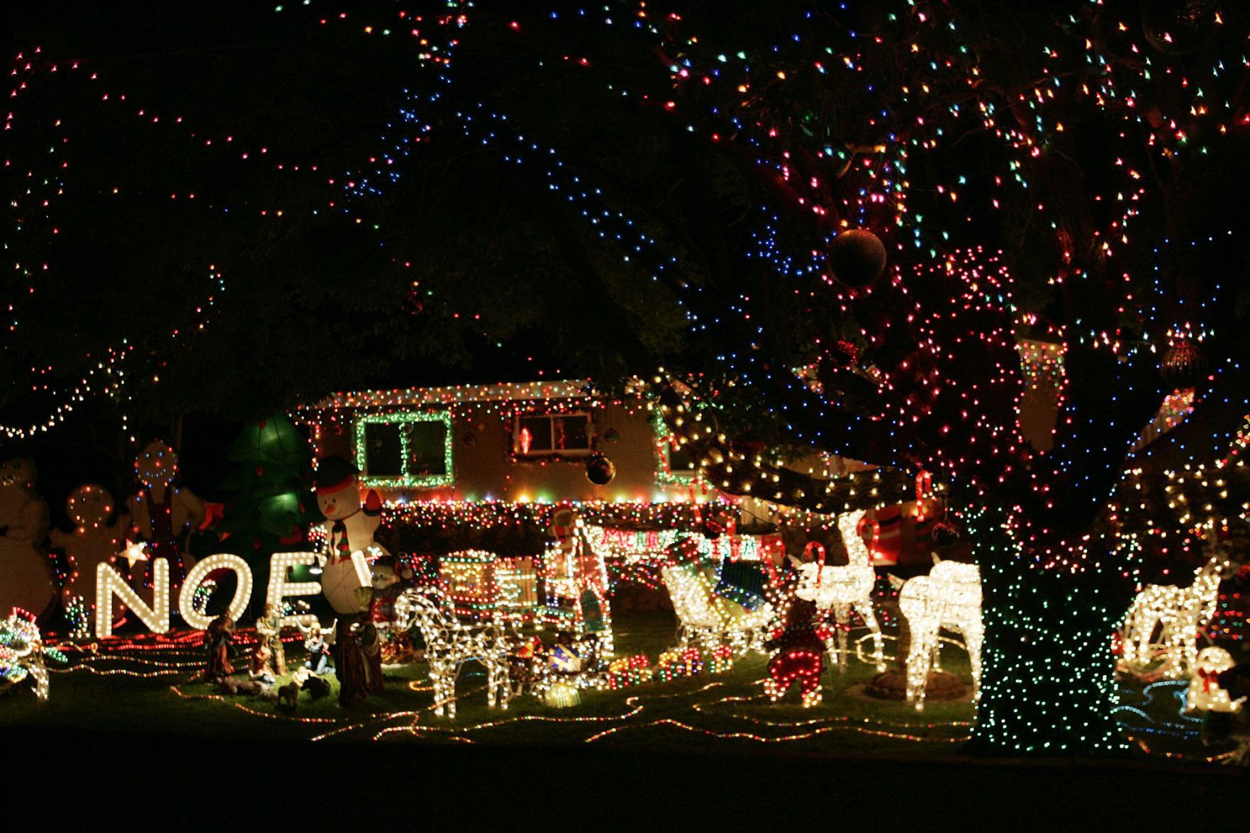 Santa visits Penny Lane